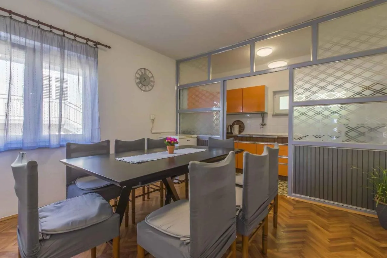 Sopaljska Apartment In Crikvenica 5611